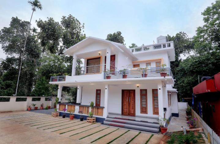 Greenfield Homestay Vythiri Exterior photo